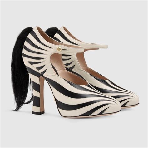 scarep pump con frange gucci zebrate|Gucci Designer Pumps for Women .